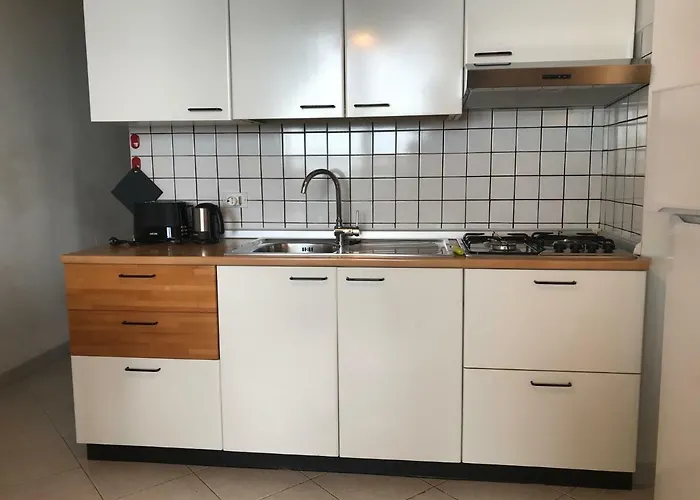 Barabarca カポリーヴェリ